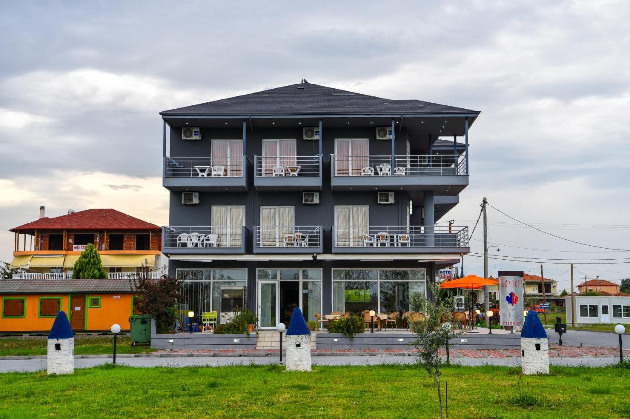 Hotel Toronto Paralía 외부 사진